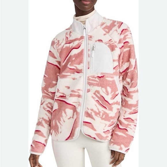 Sweaty Betty Sherpa Fleece Pink Camouflage Pennine Zip Up Jacket - Picture 1 of 11